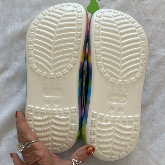 Copy Crocs Platform Classic Crush Spray Dye  Black Rainbow Slip On Shoes M 6 W 8 - Picture 6 of 10